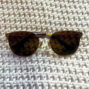 ray ban sunglasses
